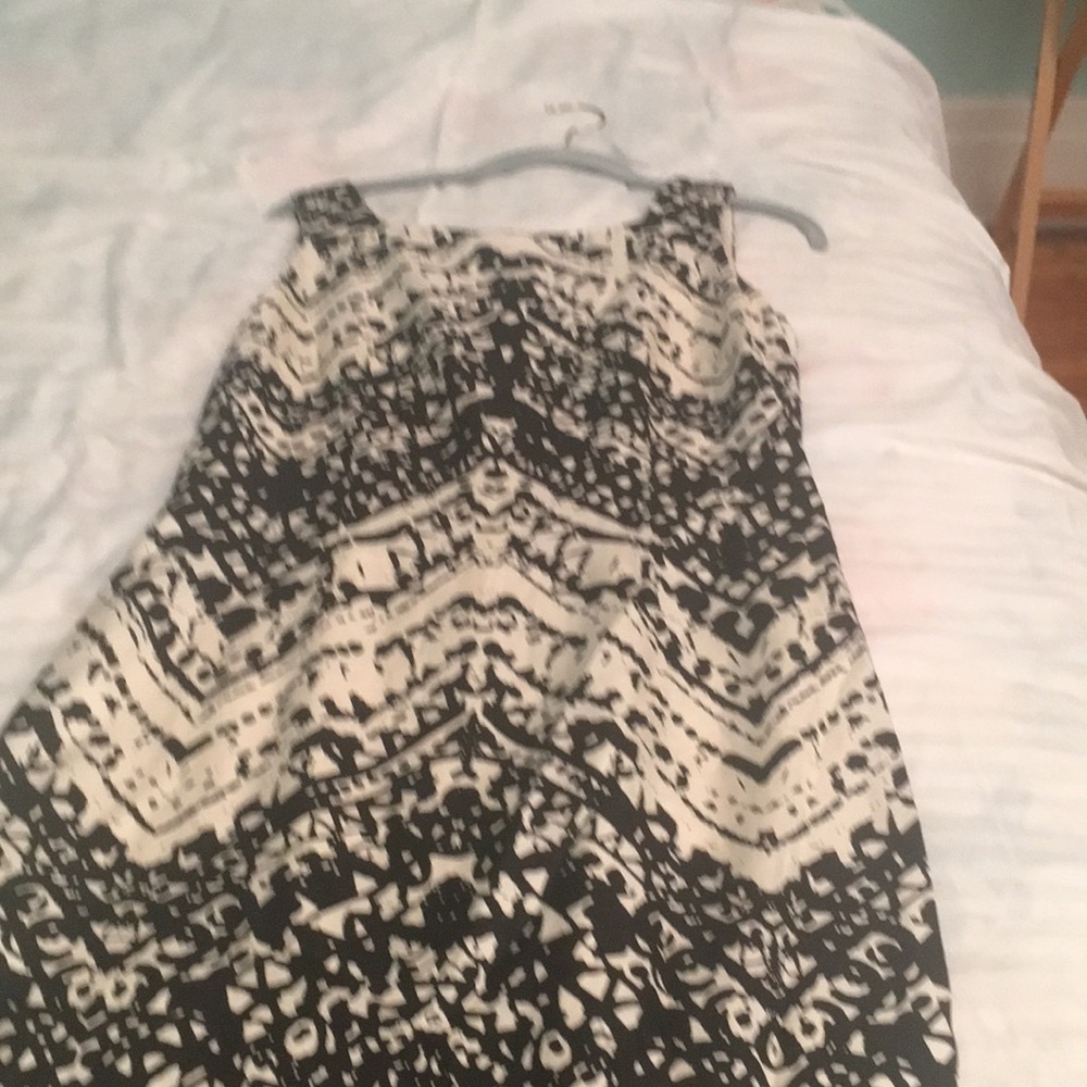 Ladies size 6 Talbots silk dress